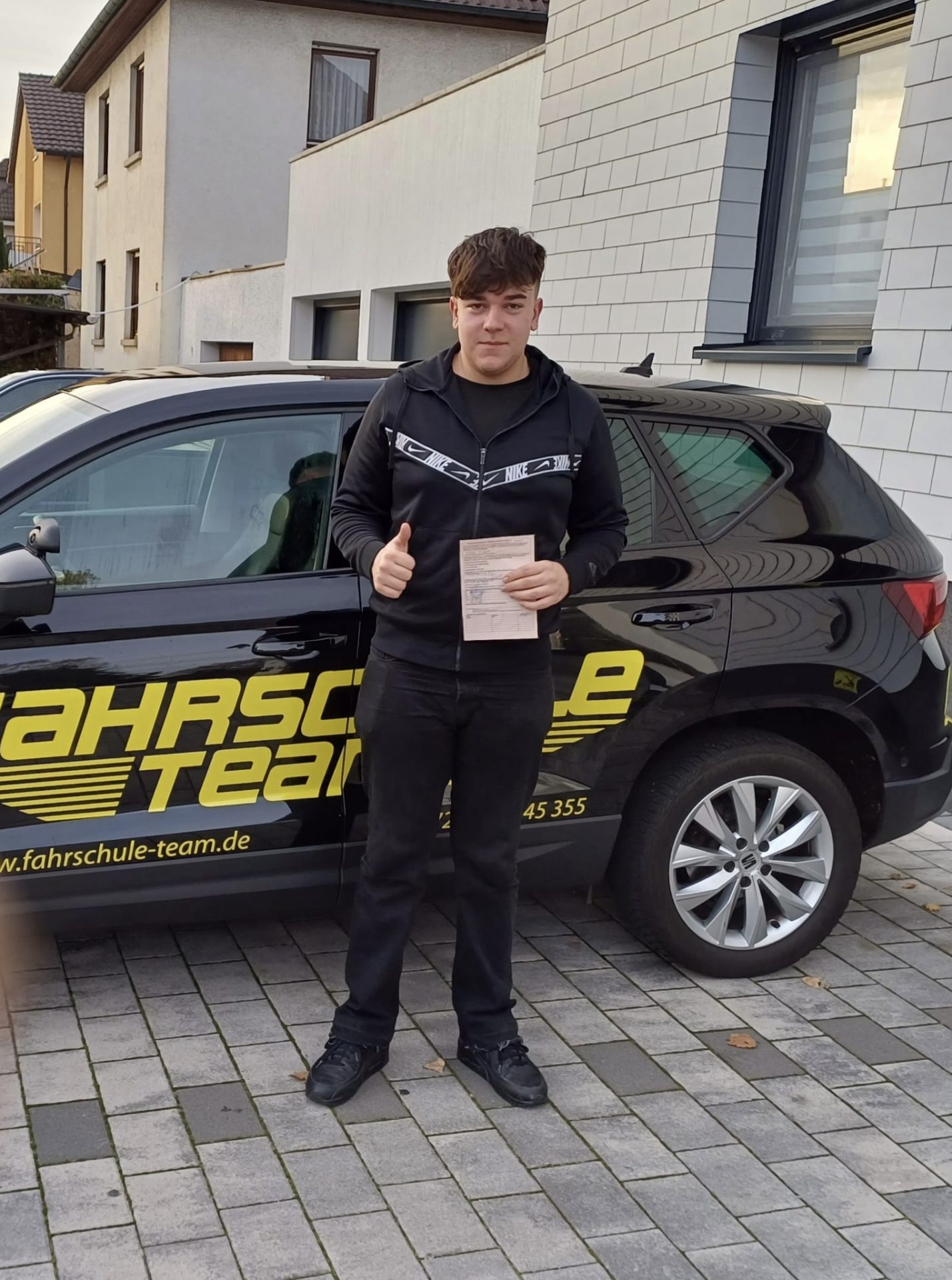 3b10cc09 1f4e 4413 9c8a 12813ac5a962