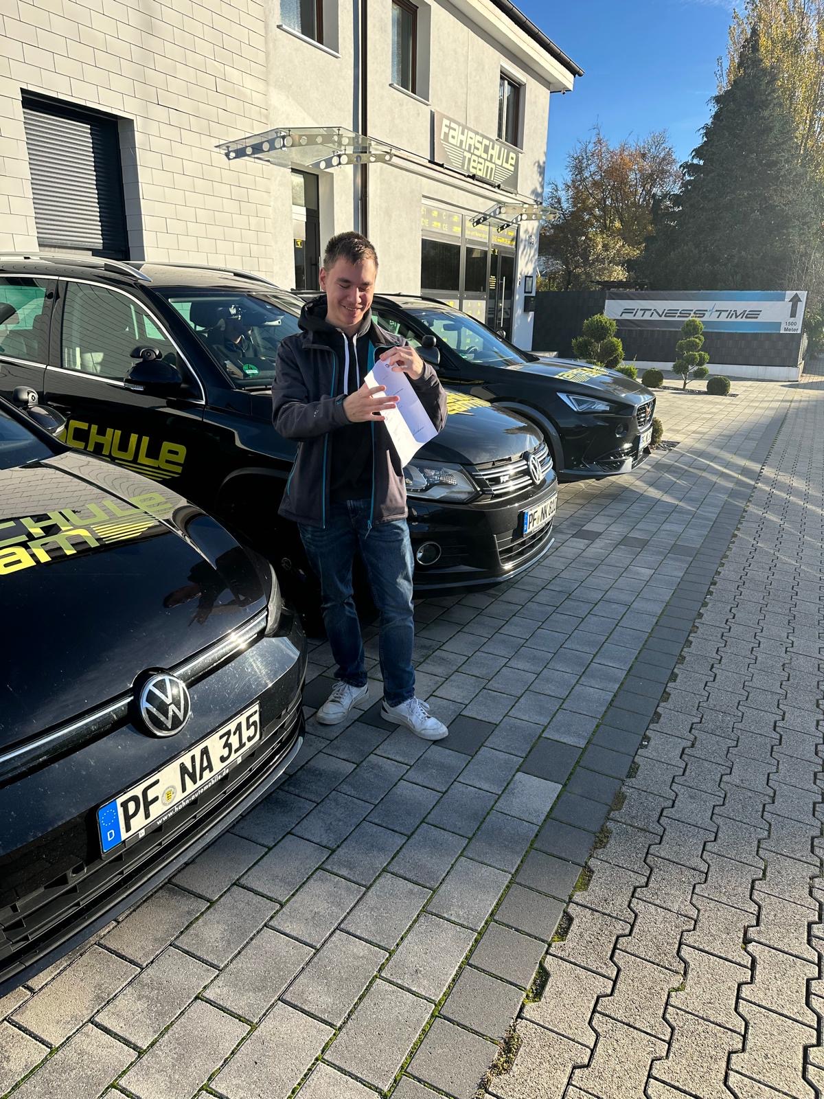 69d9c5a4 5b97 48c6 b19b 5ca4beacd480